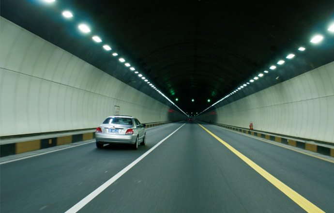 青岛胶州湾海底隧道
